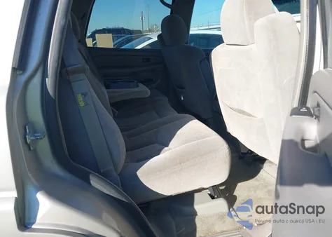 2004 Chevrolet Tahoe Ls из США, поврежденный, VIN 1GNEC13Z04R203993